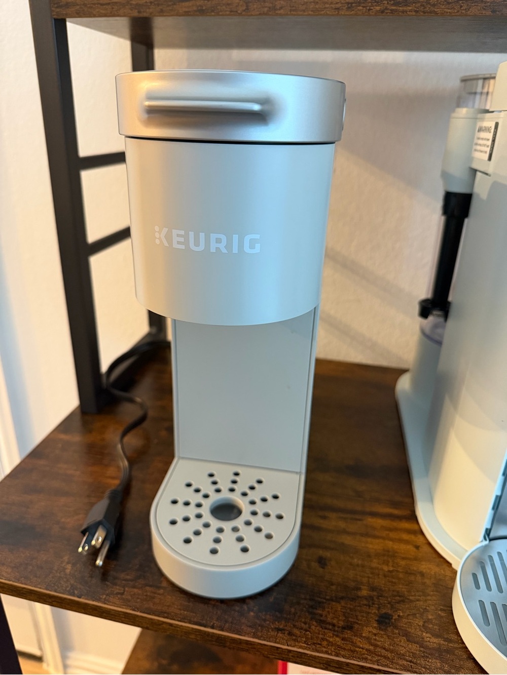 Keurig Compact Single-Serve Brewer in Studio Grey USED twice
